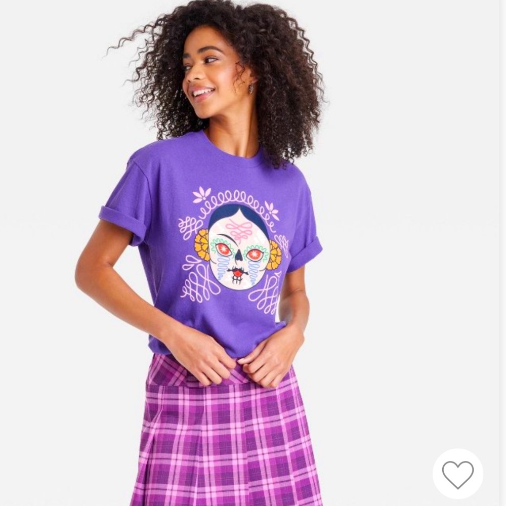 Women's Dia Pacheco Mirame Short
Sleeve Graphic T-Shirt - Purple SMALL